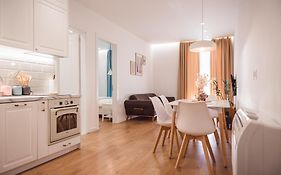 Tam Centre Luxury Serviced Apartments Tirana